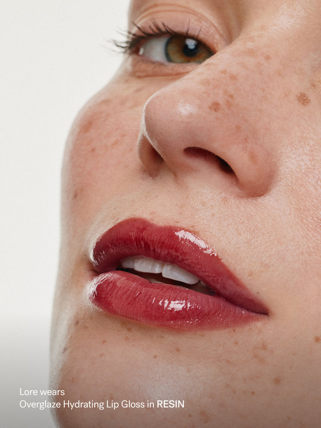 Overglaze Hydrating Lip Gloss